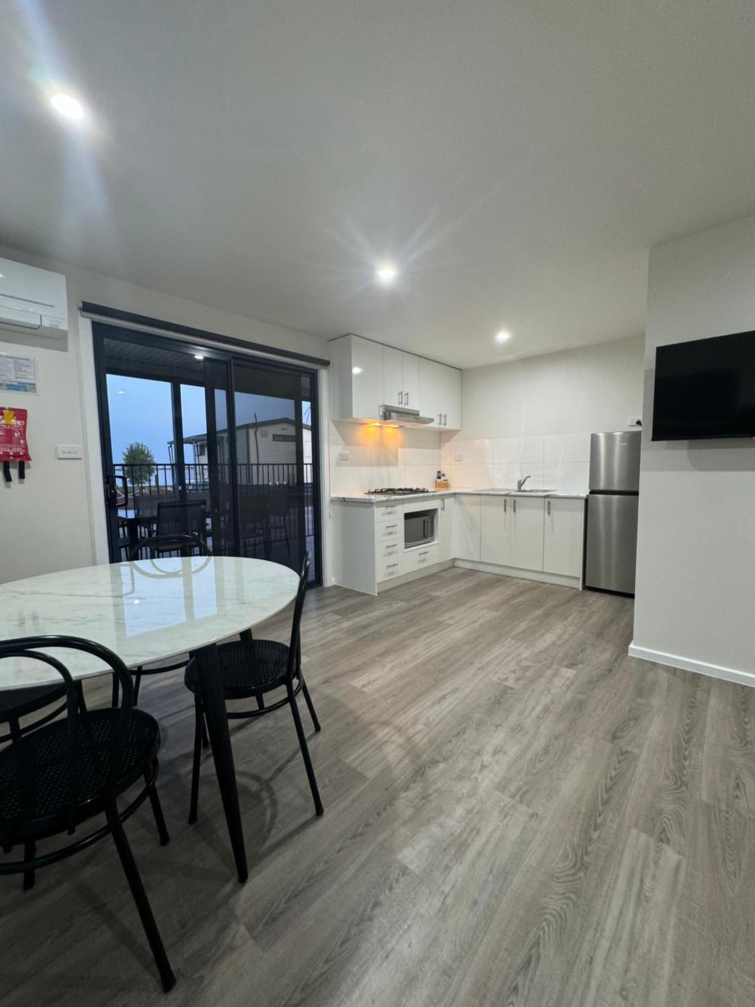 Lake Boga Caravan Park Exterior photo